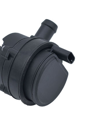 OE 0005000686 # ปั๊มน้ํารถยนต์ สําหรับ Benz 14-18 GLA250 Ford E400
